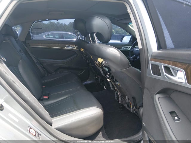 Hyundai Genesis 5.0