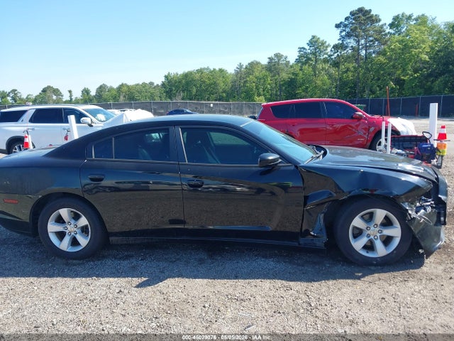 Dodge Charger Se