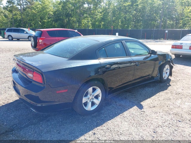 Dodge Charger Se