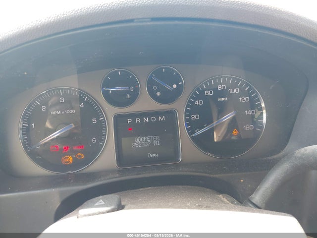 Cadillac Escalade Standard