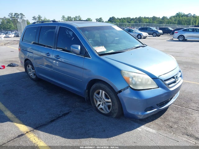 Salvage Honda Odyssey Image