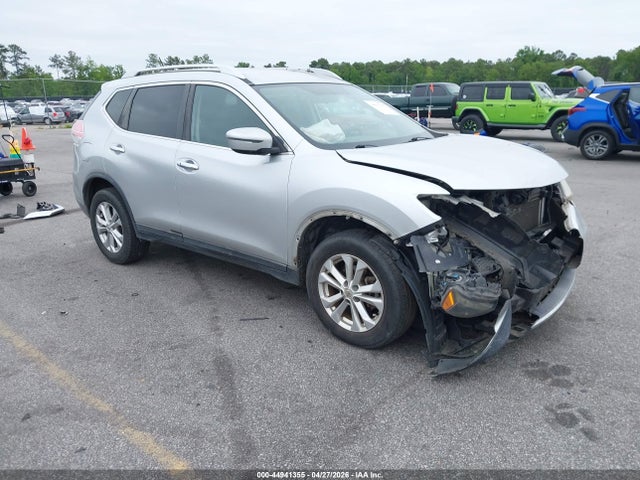 Salvage Nissan Rogue Image