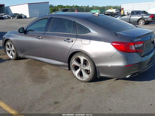Honda Accord Touring 2.0t