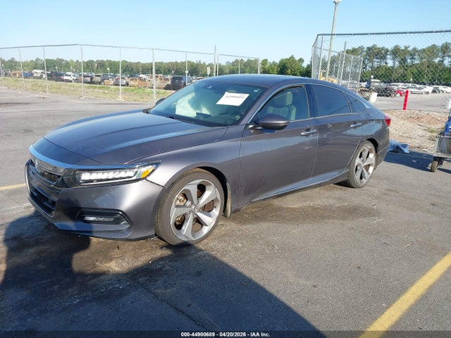 Honda Accord Touring 2.0t