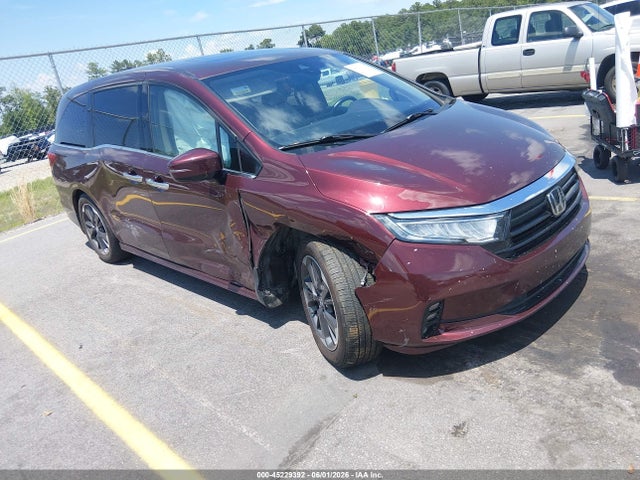 Salvage Honda Odyssey Image