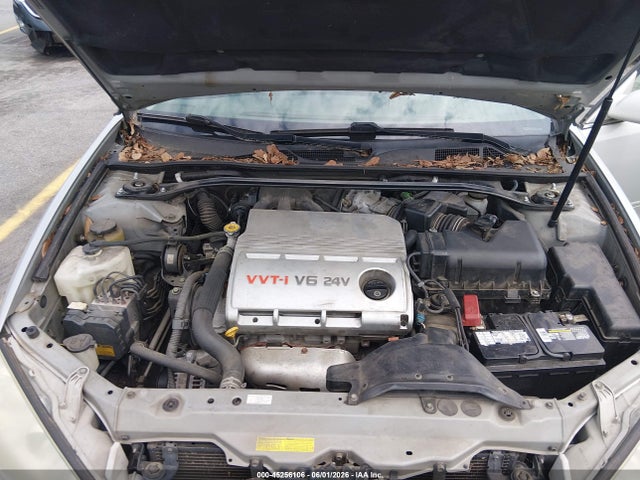 Toyota Camry Xle V6