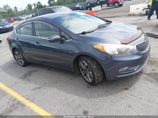 Salvage Kia Forte Image