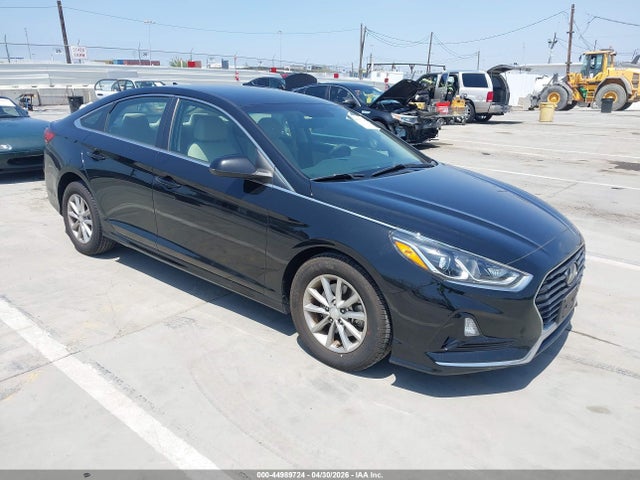 Salvage Hyundai SONATA Image