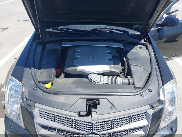 Cadillac CTS Standard