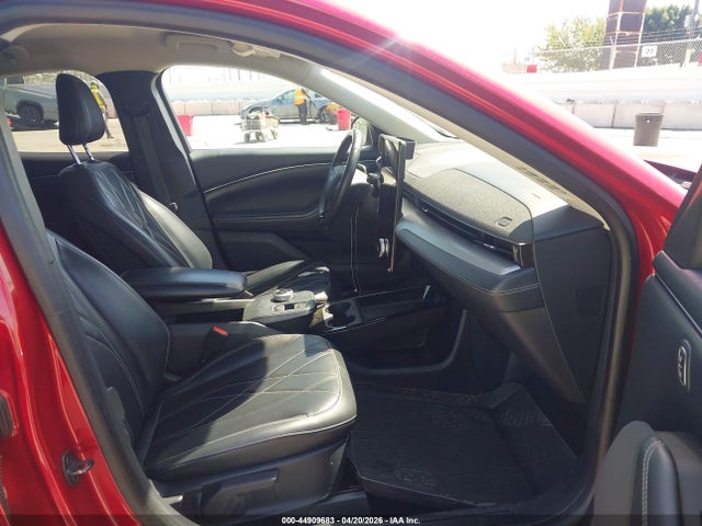 Ford Mustang Select