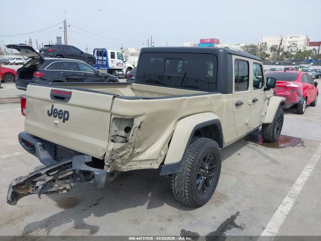 Jeep Gladiator Altitude 4x4