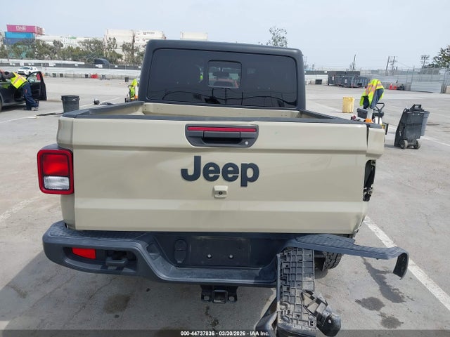 Jeep Gladiator Altitude 4x4