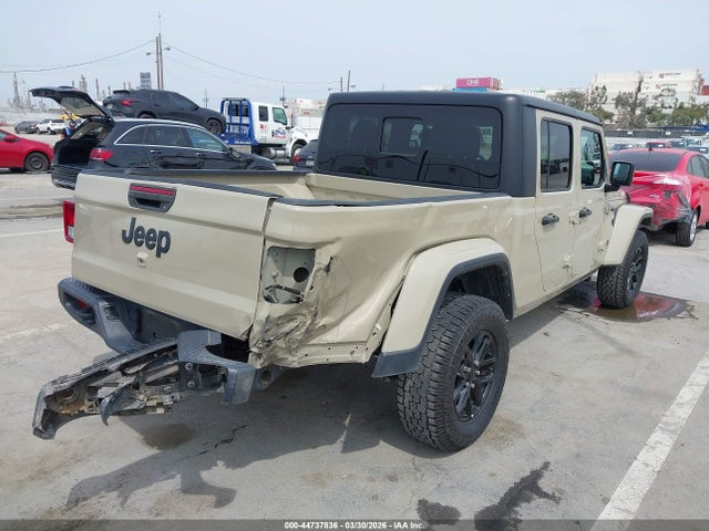 Jeep Gladiator Altitude 4x4