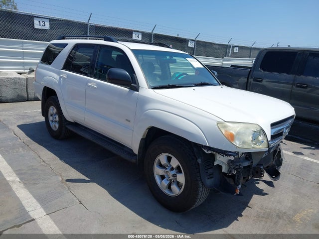Salvage Toyota 4Runner Image