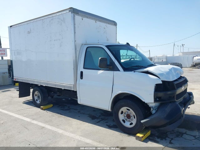Salvage Chevrolet Express Image