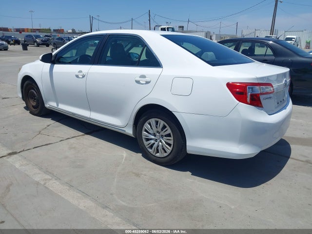 Toyota Camry Le