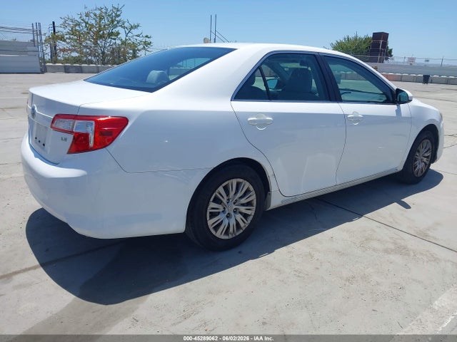 Toyota Camry Le