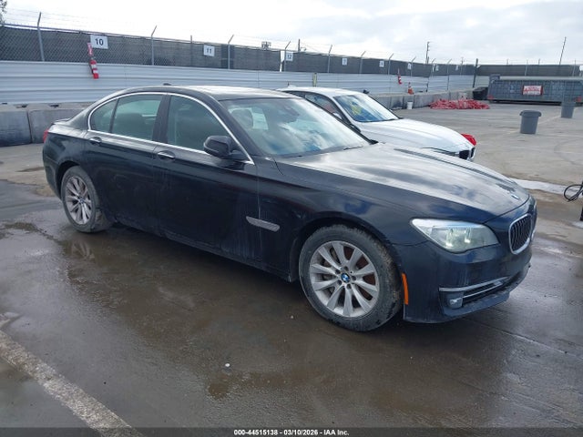Salvage BMW 7 Series Image
