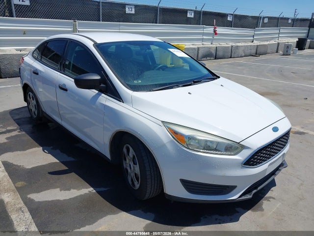 Salvage Ford Focus Image