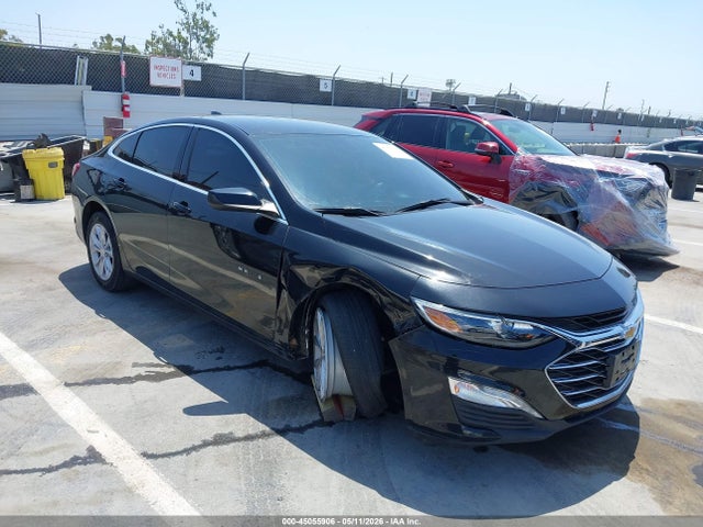 Salvage Chevrolet Malibu Image