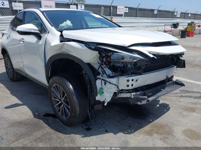 Lexus NX Premium