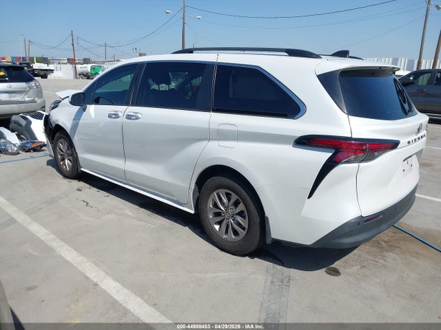 Toyota Sienna Xle