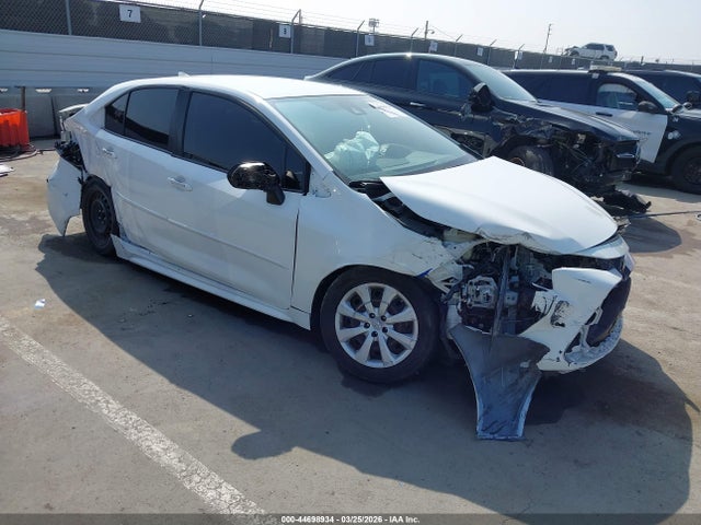 Salvage Toyota Corolla Image