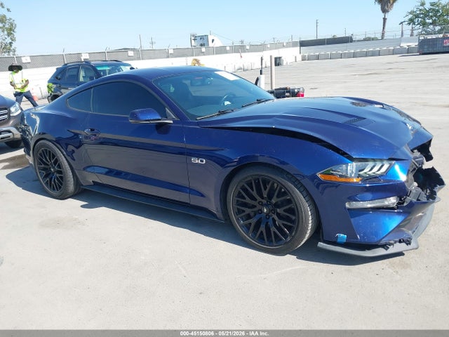 Salvage Ford Mustang Image