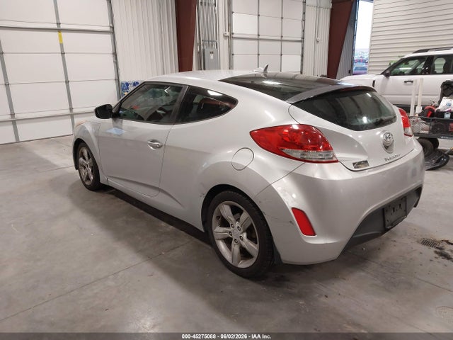 Hyundai VELOSTER