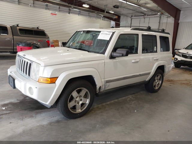 Jeep Commander Sport
