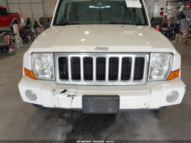 Jeep Commander Sport