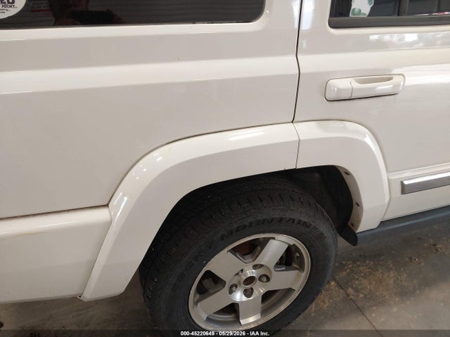 Jeep Commander Sport