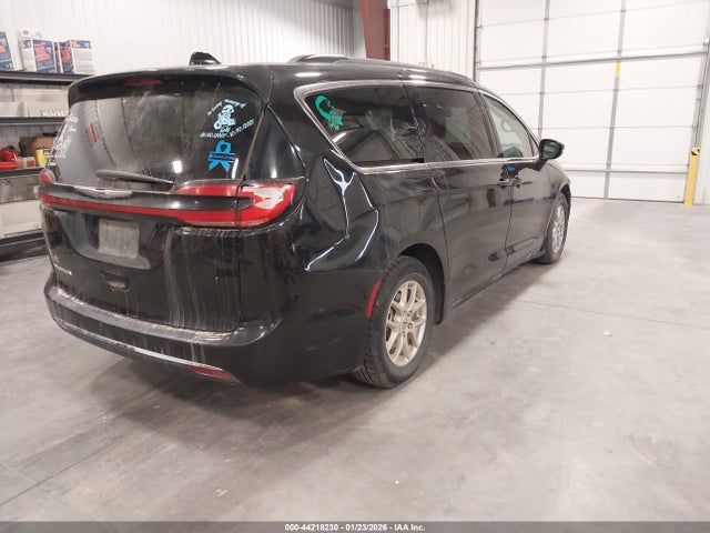 Chrysler Pacifica Touring L