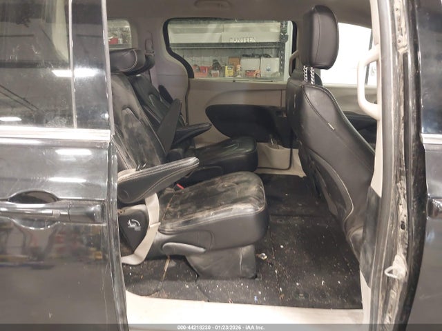 Chrysler Pacifica Touring L