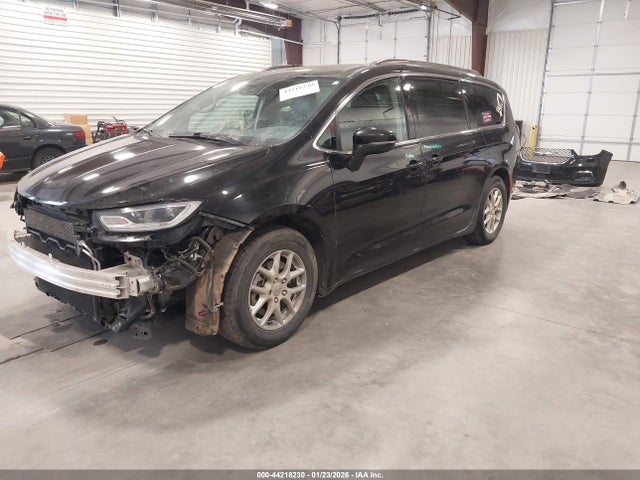 Chrysler Pacifica Touring L