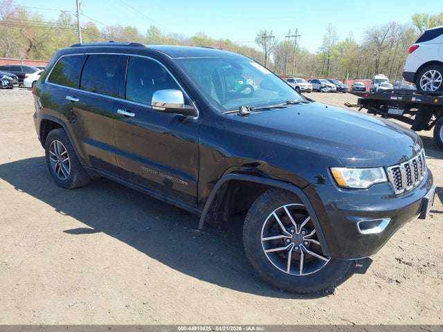 Salvage Jeep Grand Cherokee Image