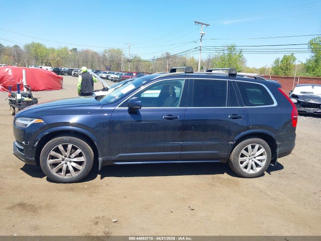 Volvo XC90 T6 Momentum