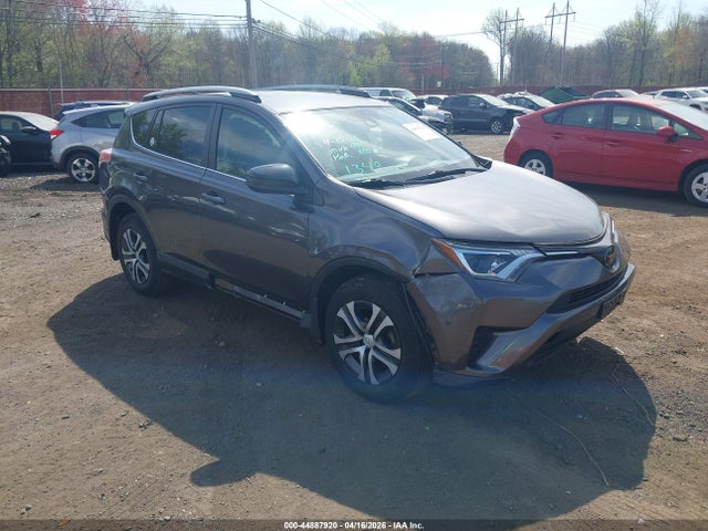 Salvage Toyota RAV4 Image