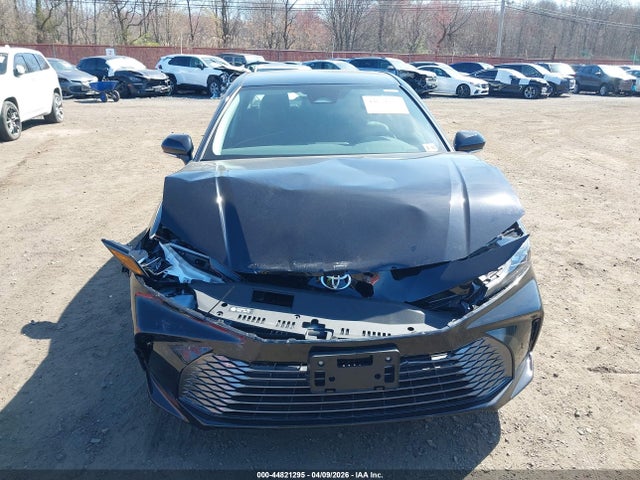 Toyota Camry Xle