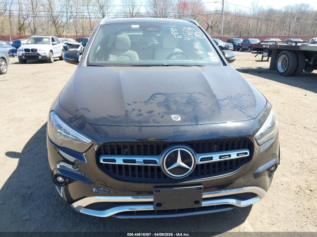 Mercedes-Benz GLA 4matic