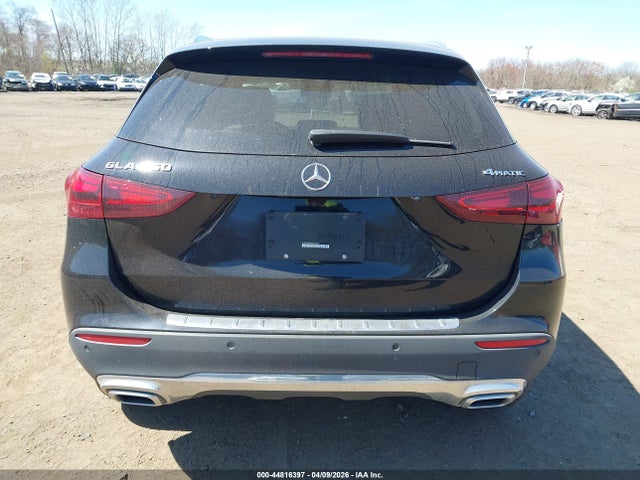 Mercedes-Benz GLA 4matic