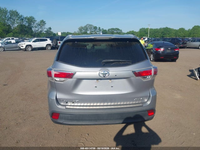 Toyota Highlander Xle V6