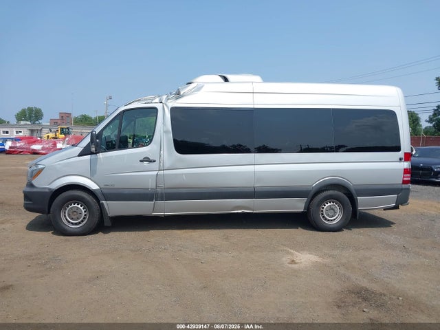 Mercedes-Benz Sprinter 2500 High  Roof