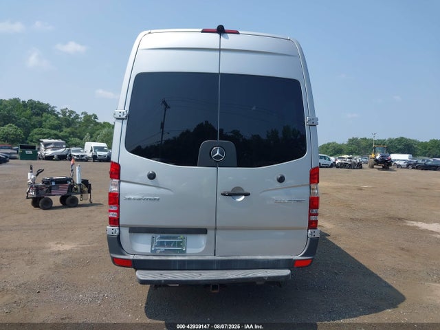 Mercedes-Benz Sprinter 2500 High  Roof