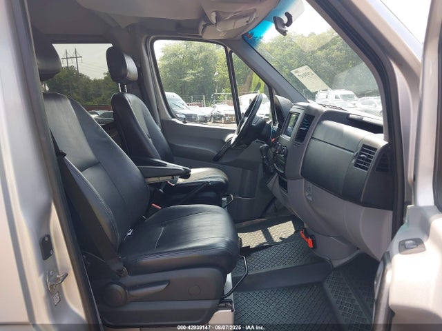 Mercedes-Benz Sprinter 2500 High  Roof