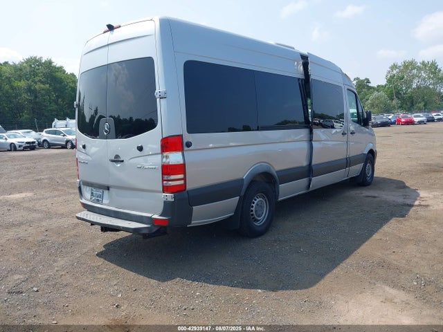 Mercedes-Benz Sprinter 2500 High  Roof