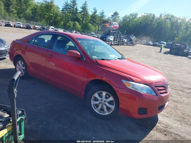Salvage Toyota Camry Image