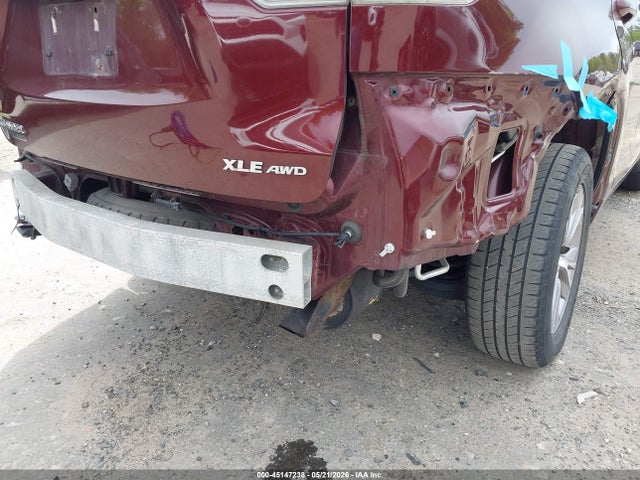 Toyota Highlander Xle V6