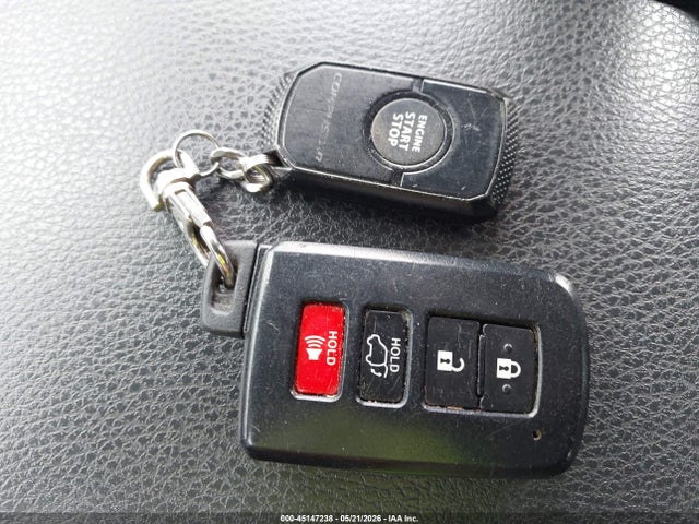 Toyota Highlander Xle V6
