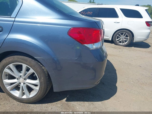 Subaru Legacy 2.5i Premium